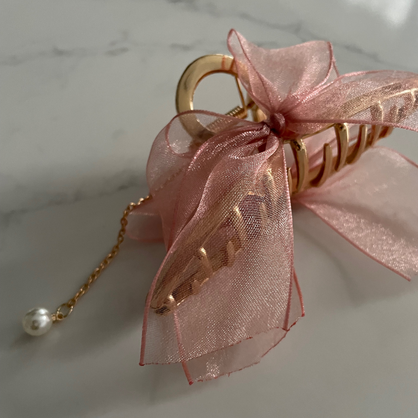 Bow and Chain Claw Clip